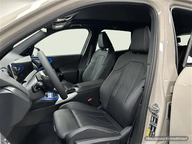 BMW X3 view 10