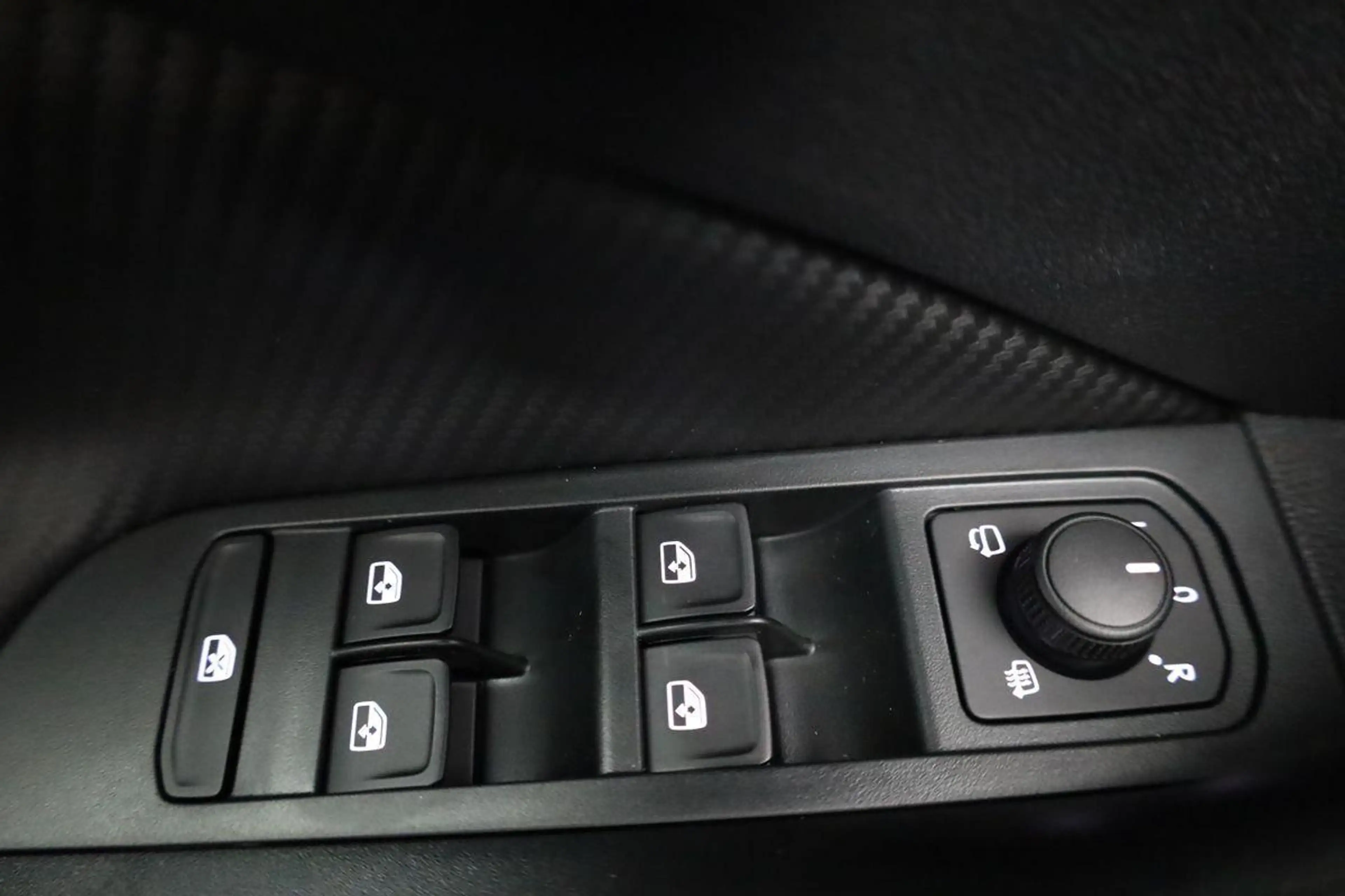 Skoda Kamiq Monte Carlo 1.0 TSI DSG Carlo, Pano, Matrix, Na... — photo 7