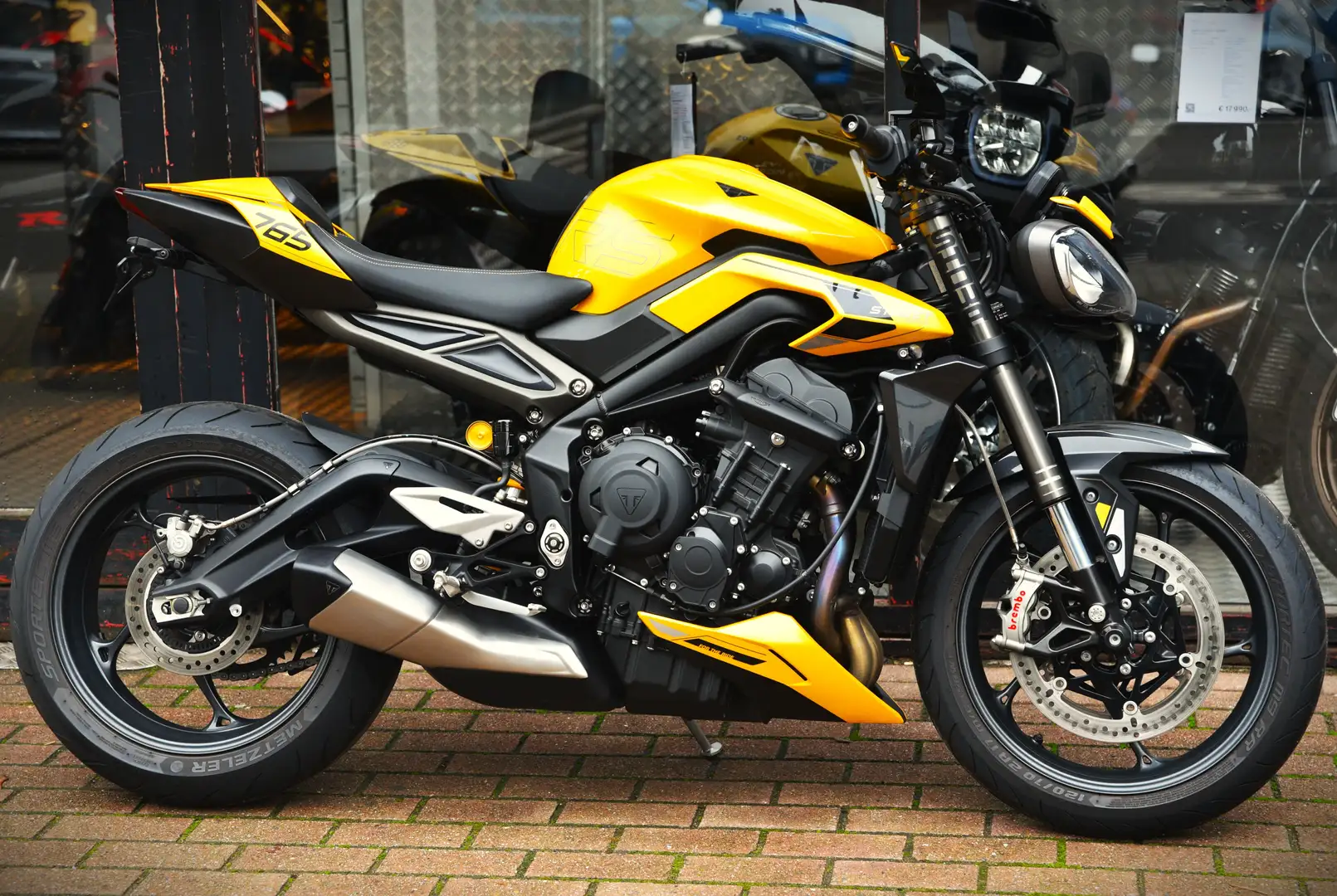 Triumph Street Triple RS ***MOTO VERTE*** Geel - 2