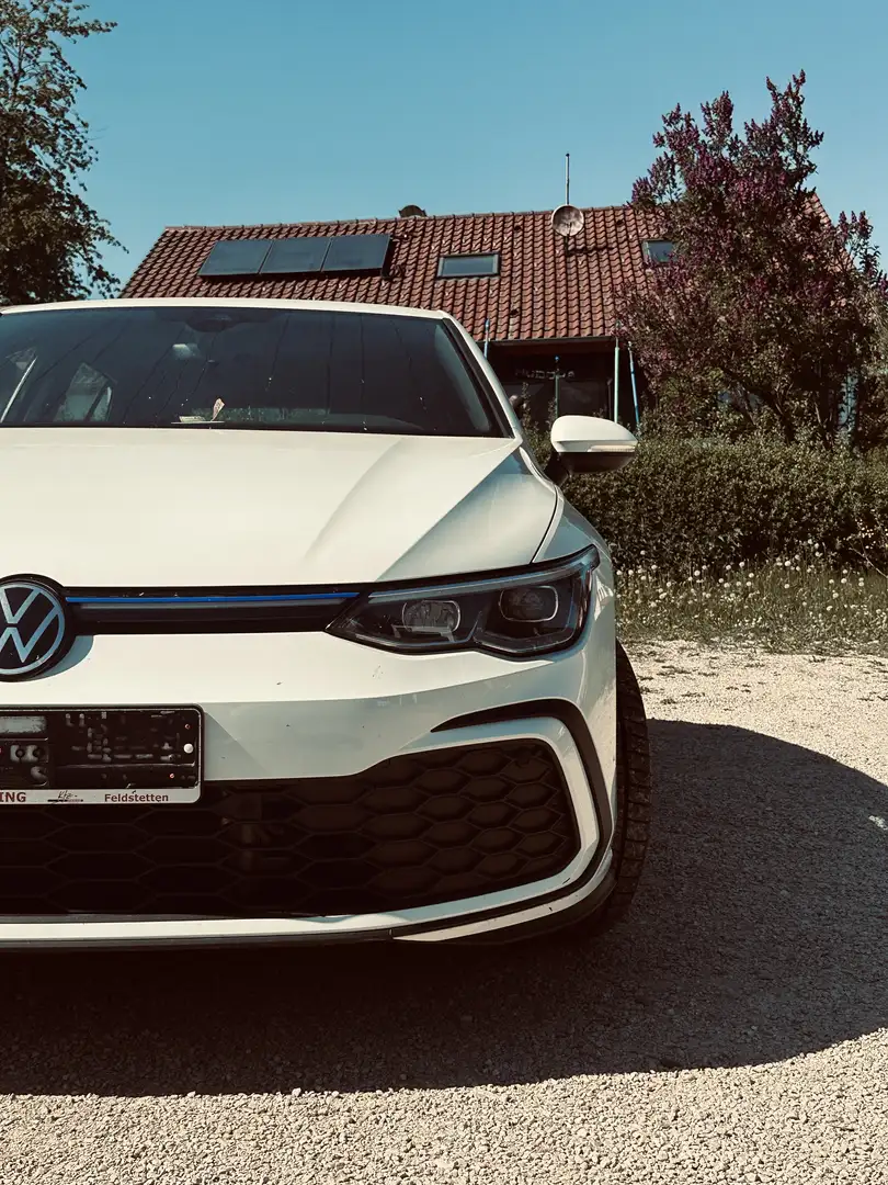 Volkswagen Golf GTE 8 GTE eHybrid 245PS Weiß - 1