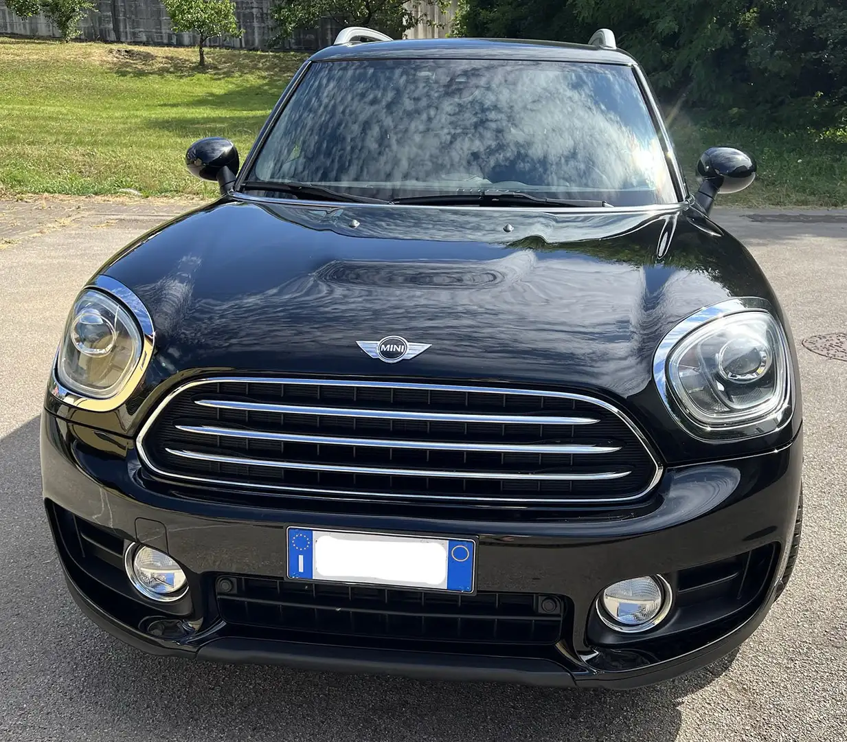 MINI Cooper D Countryman Mini Countryman F60 2017 2.0 auto Czarny - 2