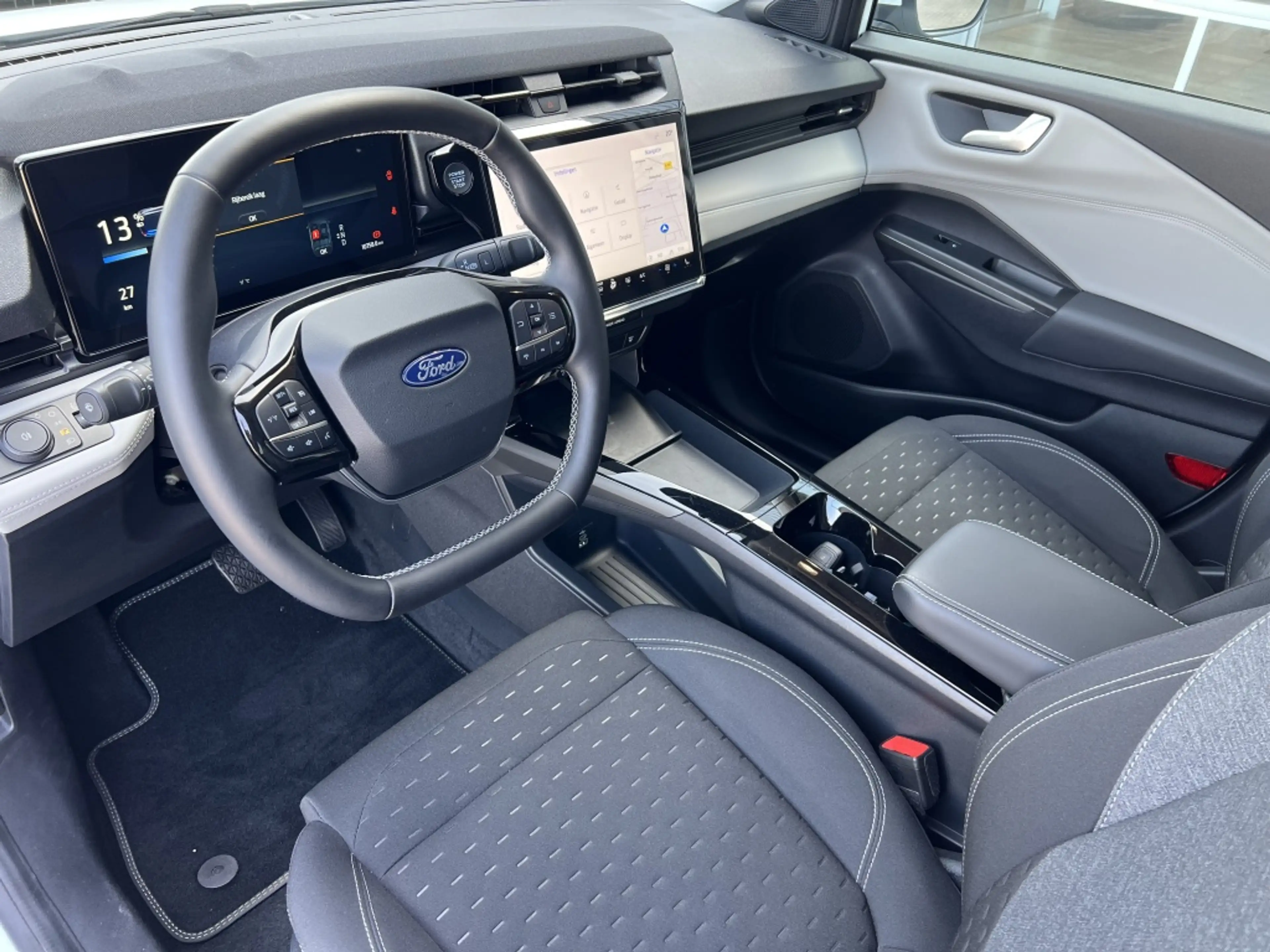 Ford Puma Gen-E Select 47 kWh — photo 9