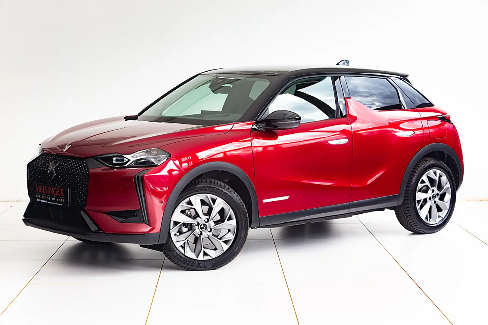 DS Automobiles DS 3 DS3 E-Tense Esprit de Voyage Rot - 1