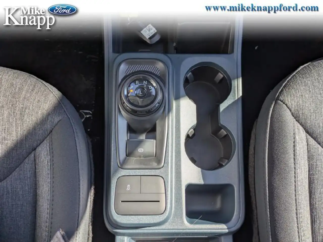 Ford Maverick снимка Ford Maverick