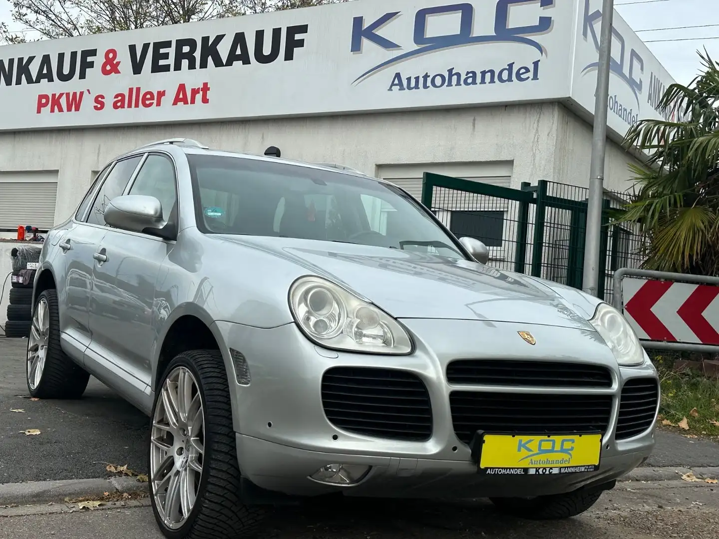 Porsche Cayenne S Silber - 1