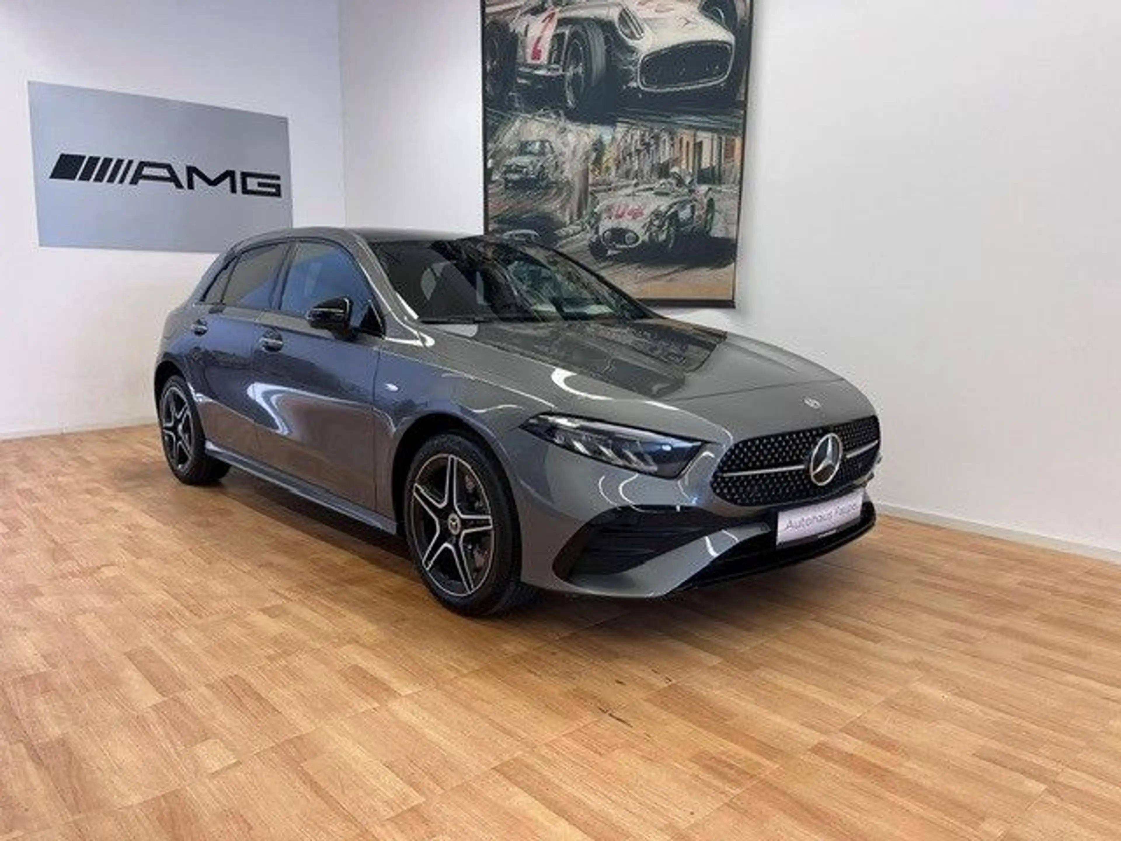 Mercedes-Benz A 250 e AMG-Line Panorama Distronic Keyless Go