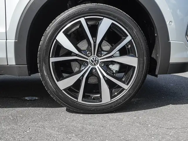 Volkswagen T-Cross view 7
