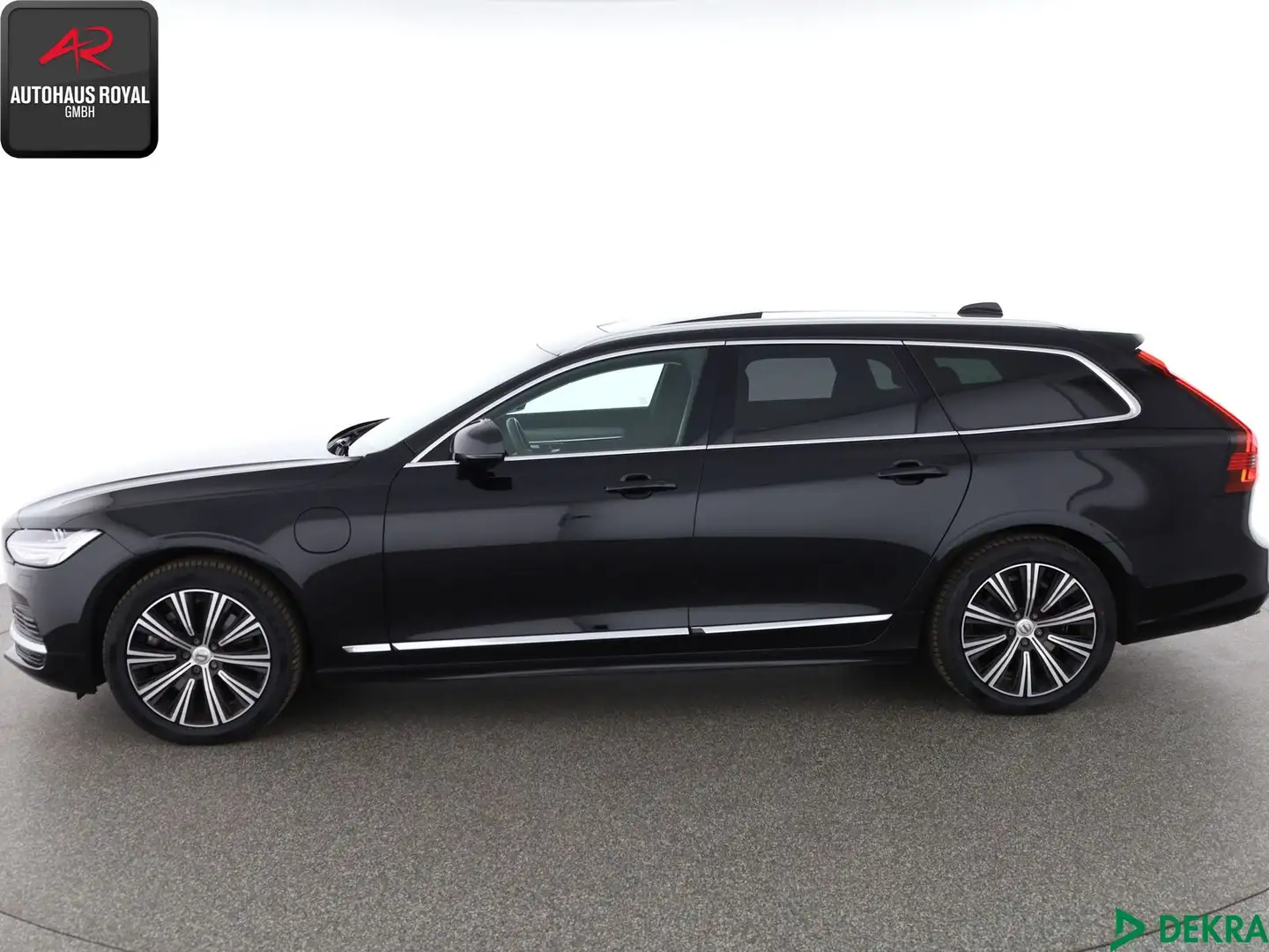 Volvo V90 V90 T6 AWD RECHARGE INSCRIPTION HARMAN/K,KEYLESS Černá - 2