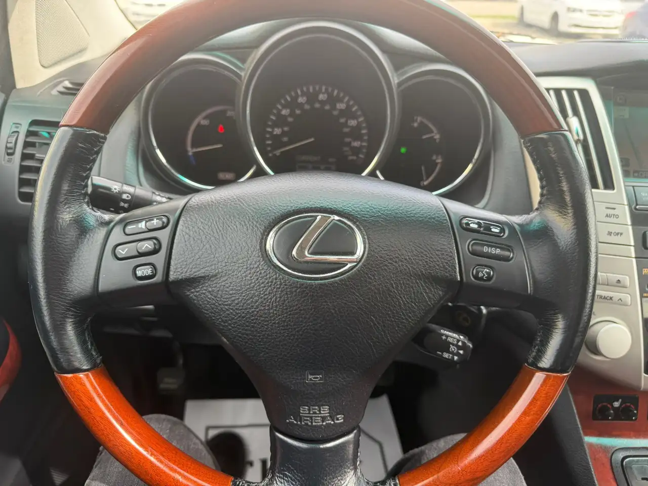 Lexus RX photo Lexus RX