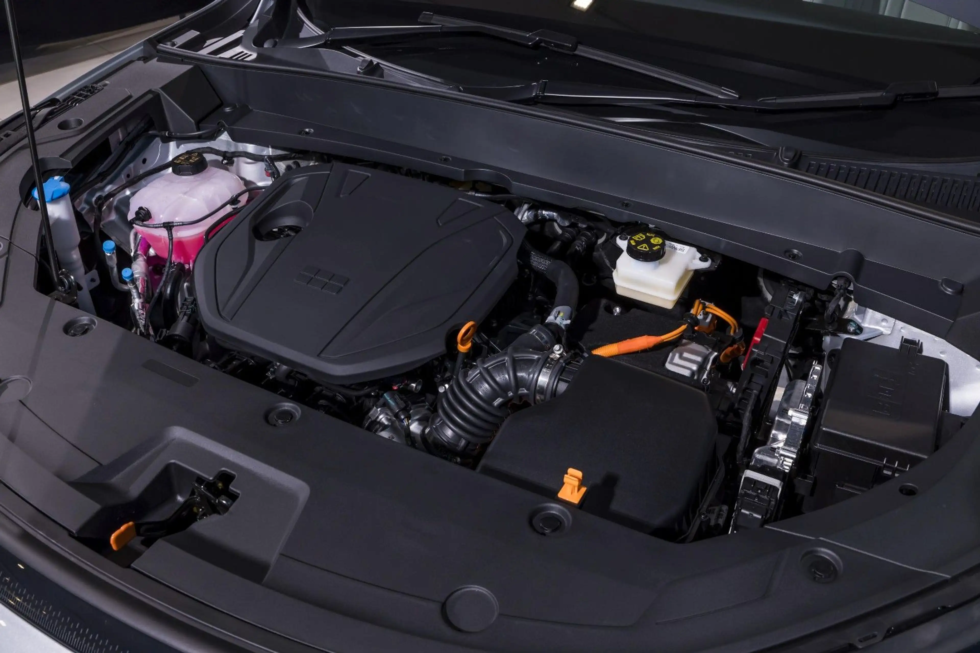 Geely Starray EM-i MAX+ PHEV E.Heck Pano HUD PDC V+h — photo 20