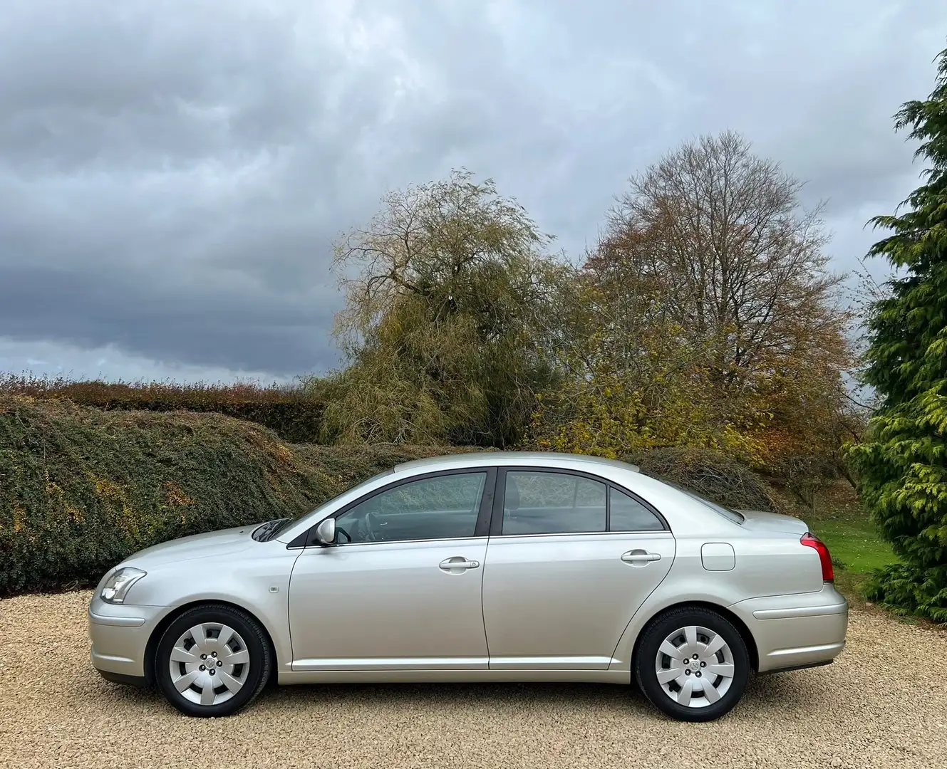 Toyota Avensis 1.8i VVT-i 16v PREMIER PROPRIETAIRE GARANTIE 1 AN - 2