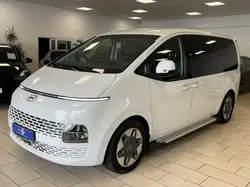 Hyundai STARIA Prime Leder*360Cam*9 Sitze*Navi*ACC*LED4x4