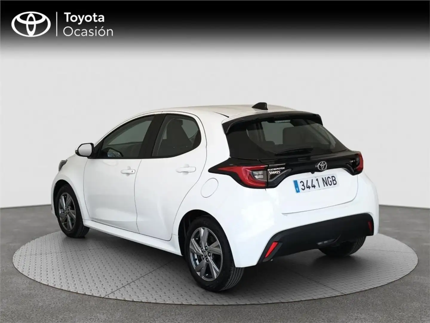 Toyota Yaris ACTIVE PLUS - 2