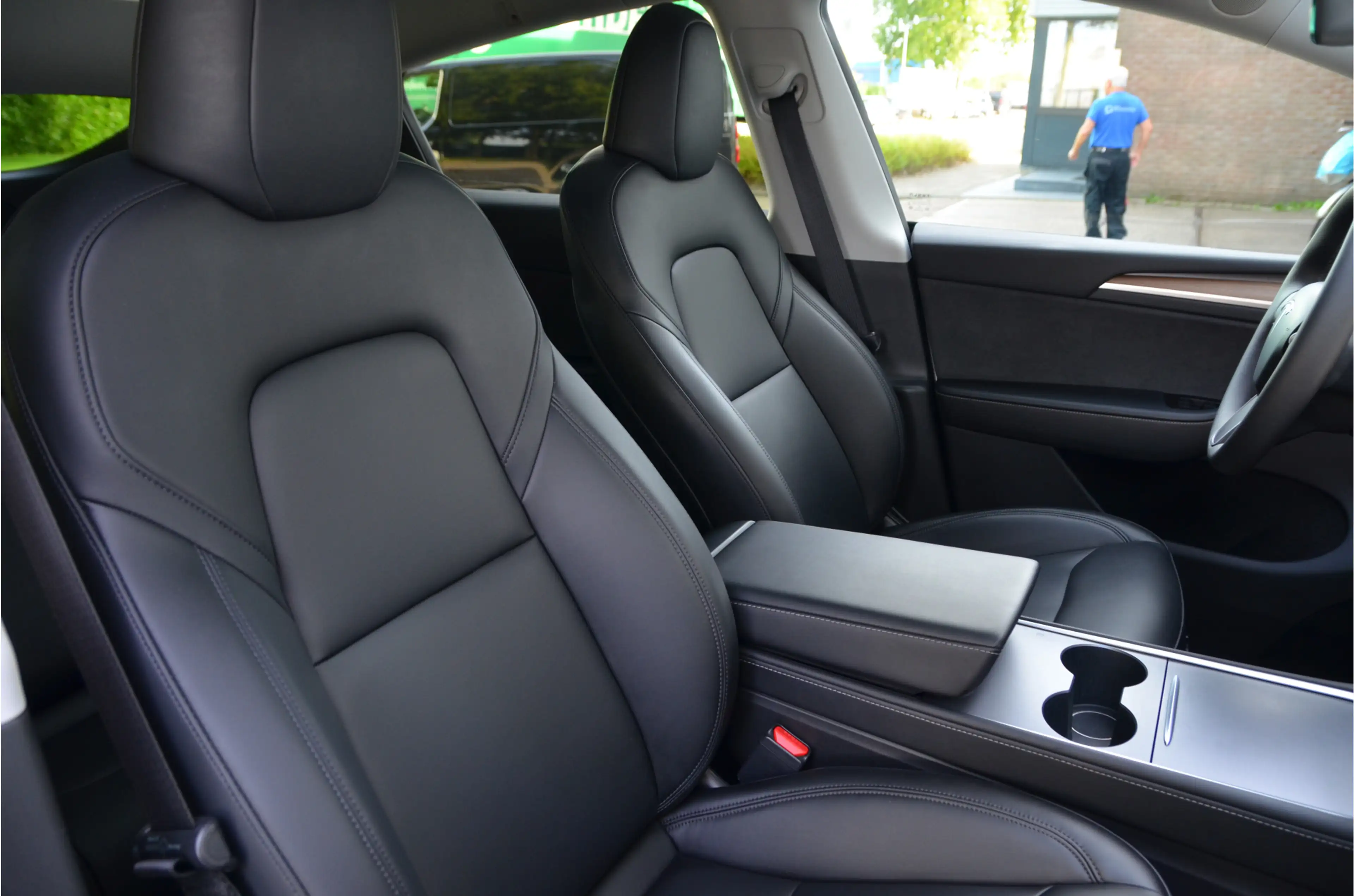 Tesla Model Y Long Range RWD 75 kWh AutoPilot3.0 Ryzen — photo 3