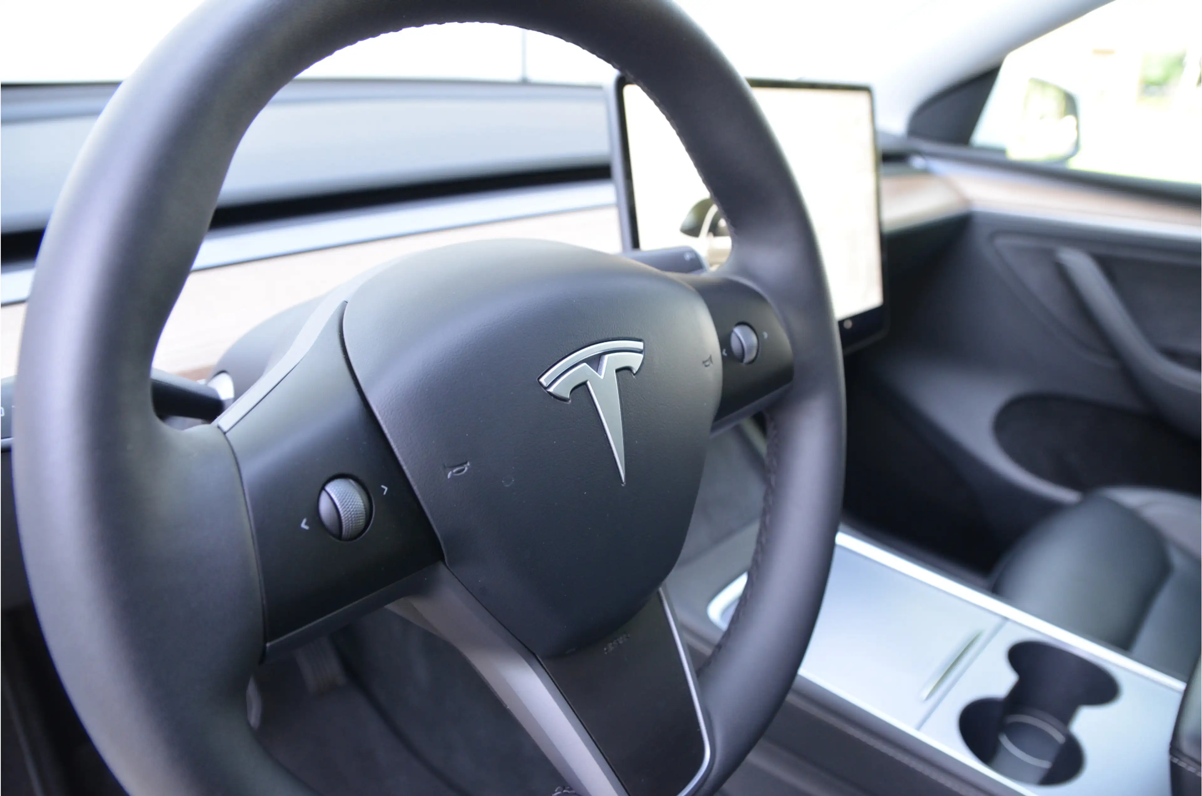 Tesla Model Y Long Range RWD 75 kWh AutoPilot3.0 Ryzen — photo 17