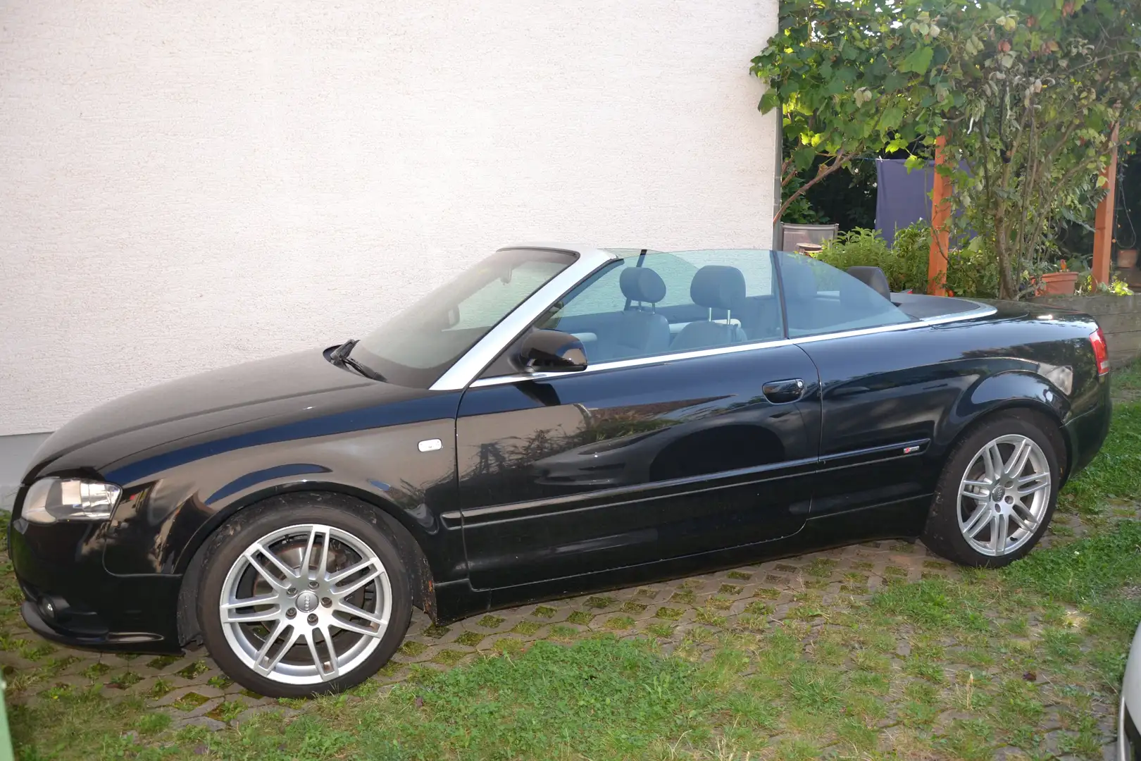 Audi A4 A4 Cabriolet 1.8 T Schwarz - 1