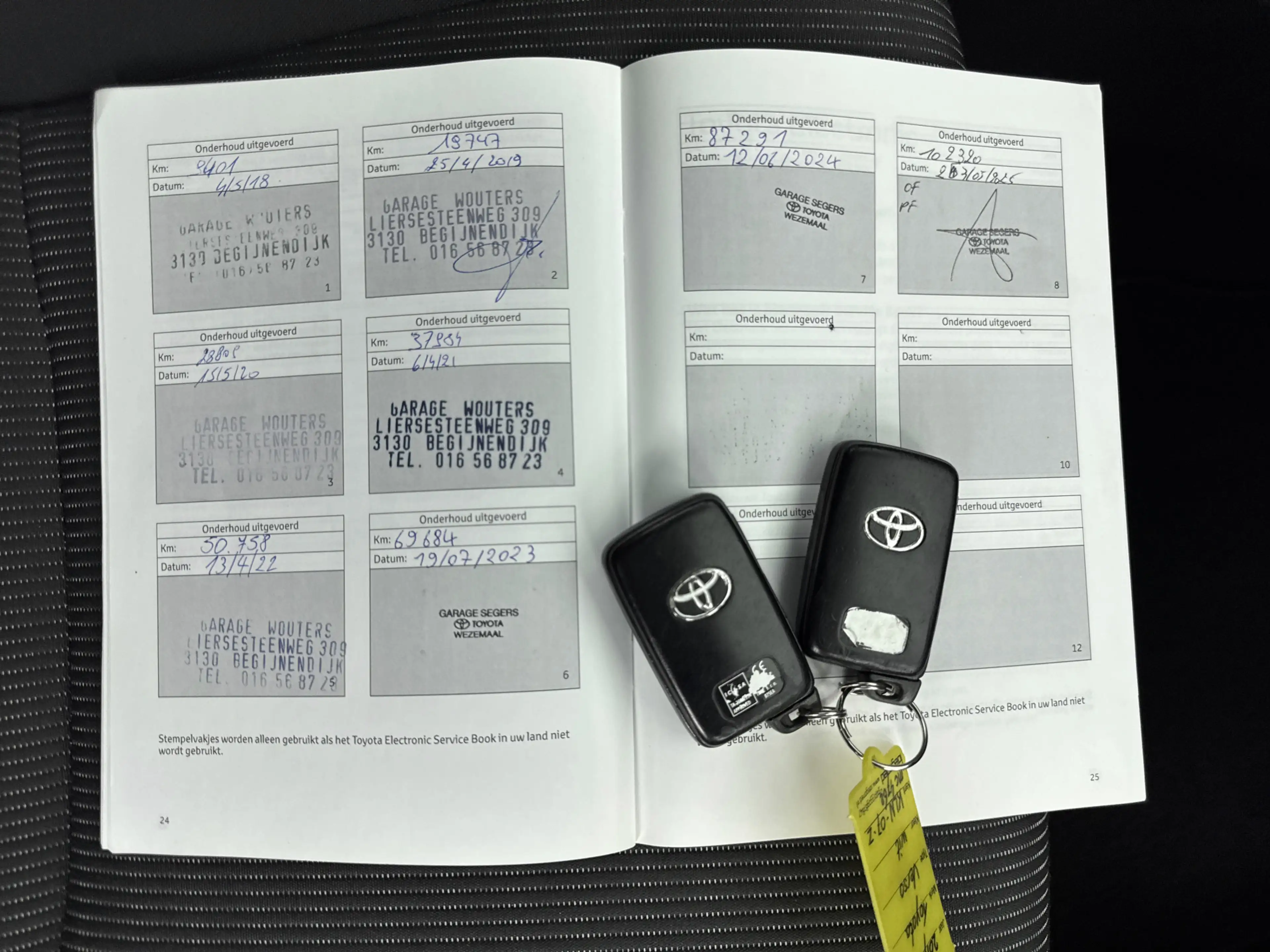 Toyota Verso 1.6 VVT-i Dynamic 50th anniversary // DEALERONDERH — photo 12