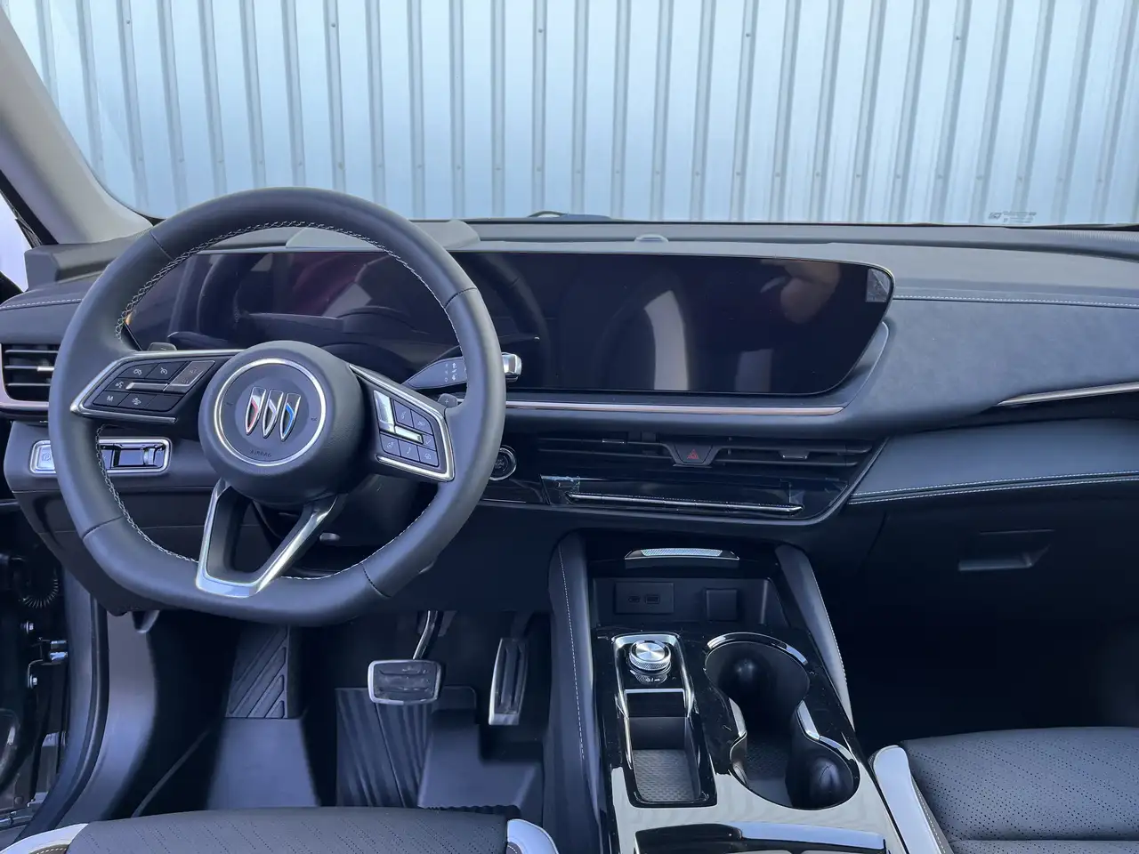 Buick Envision снимка Buick Envision