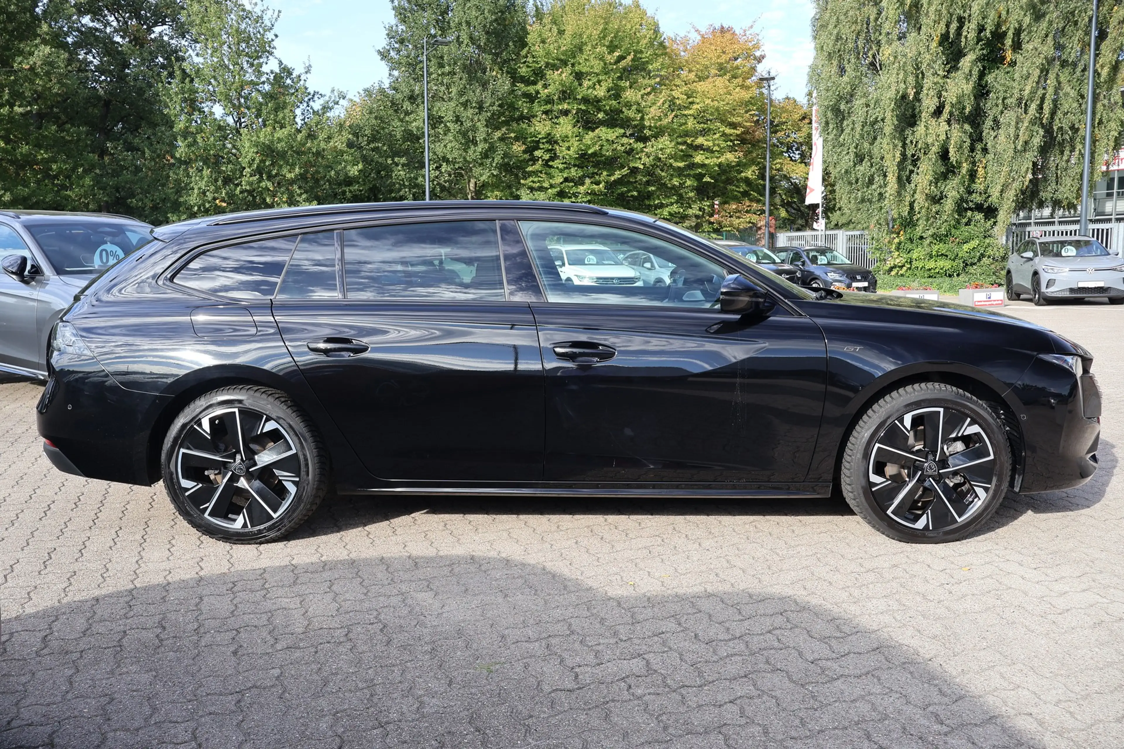 Peugeot 508 SW 1.2 12V e-THP GT Navi Totwinkel LED Leder — photo 8