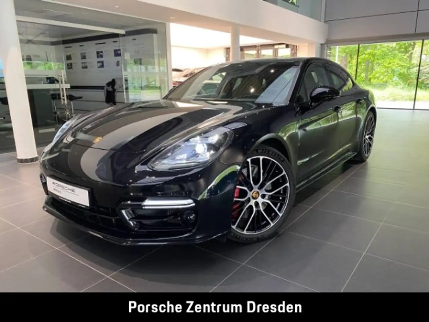 Porsche Panamera GTS SH v+r Sitzbelüf. v Head-Up Inno Black - 1