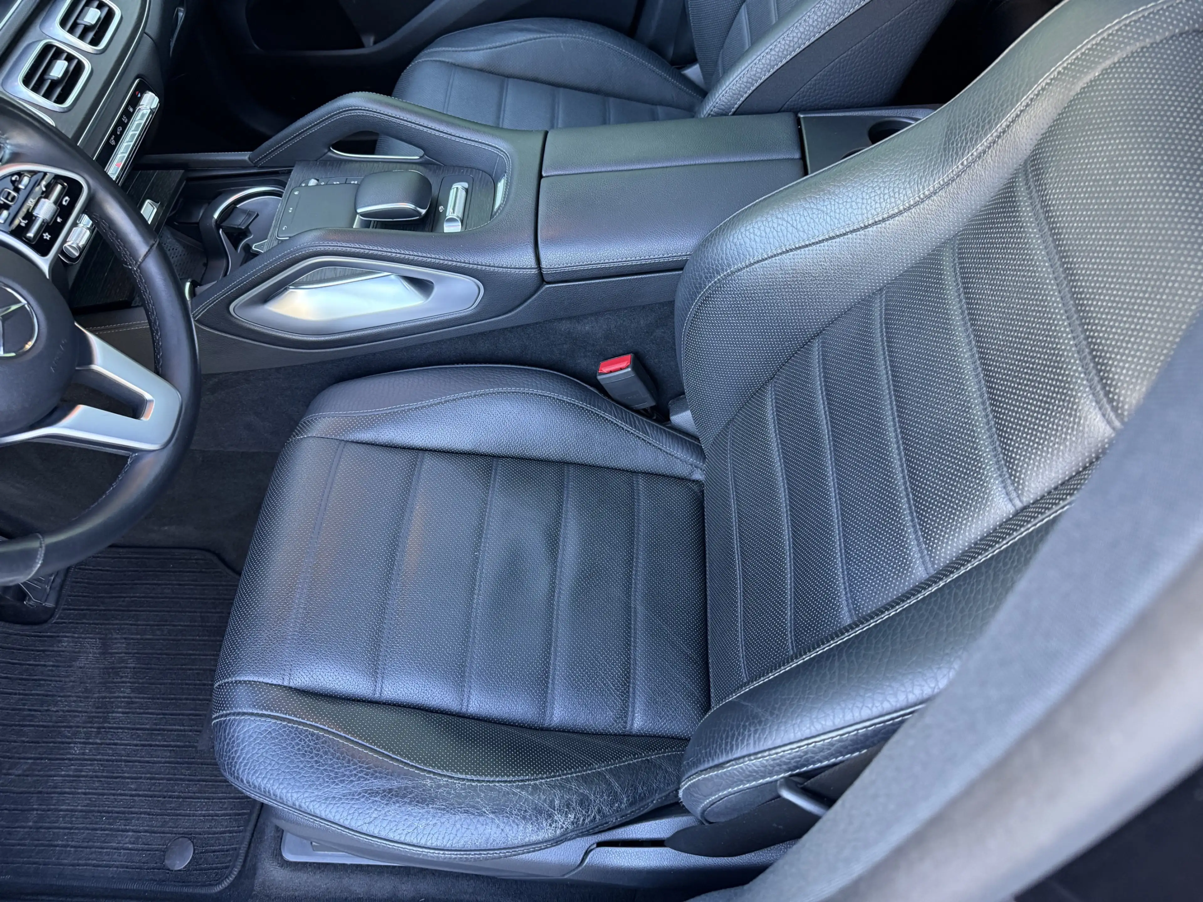 Mercedes-Benz GLE 400 AMG+SITZKLIMA+MASSAGESITZE+PANO+AHK+VOLL — photo 6