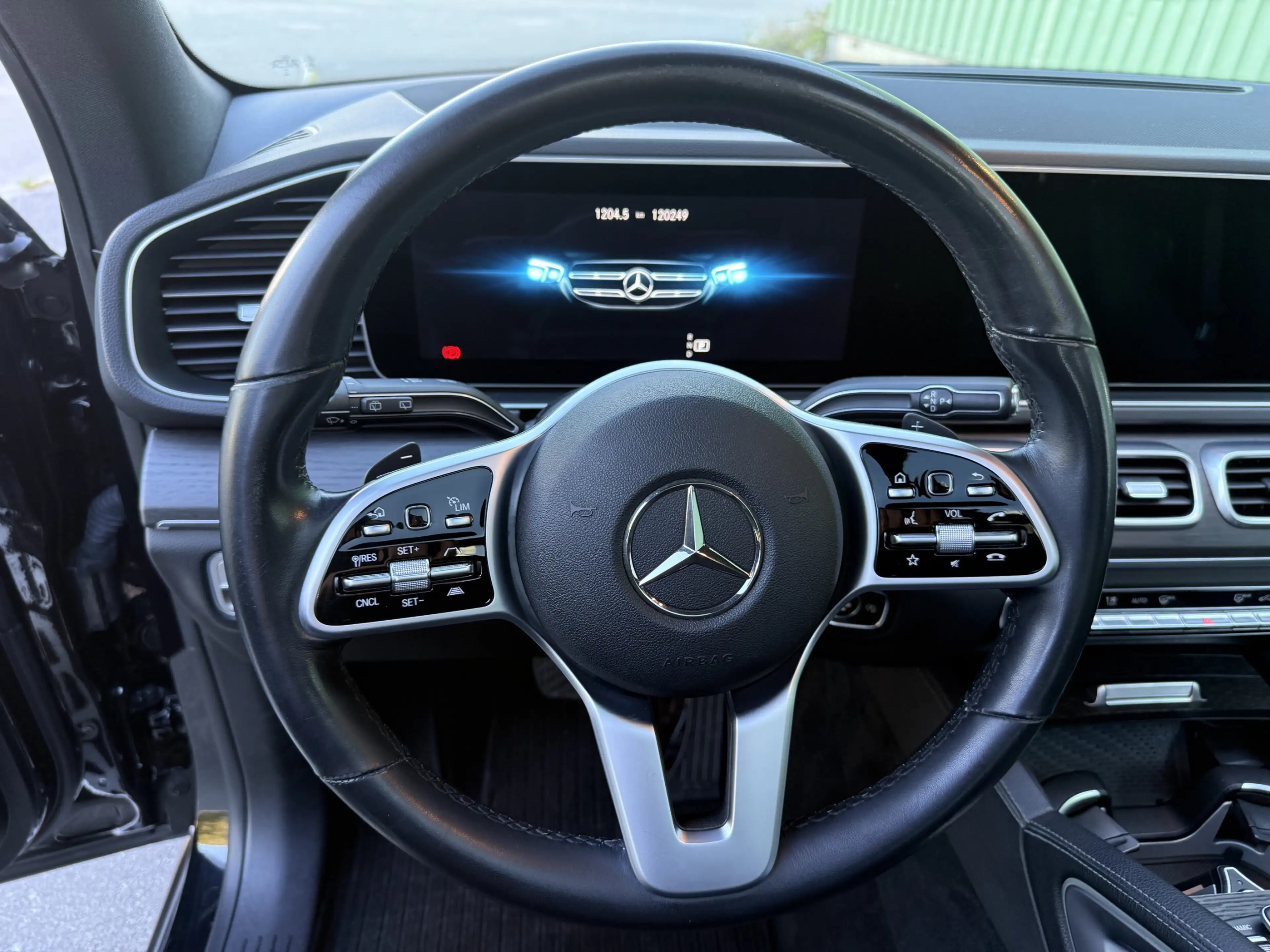 Mercedes-Benz GLE 400 AMG+SITZKLIMA+MASSAGESITZE+PANO+AHK+VOLL — photo 7
