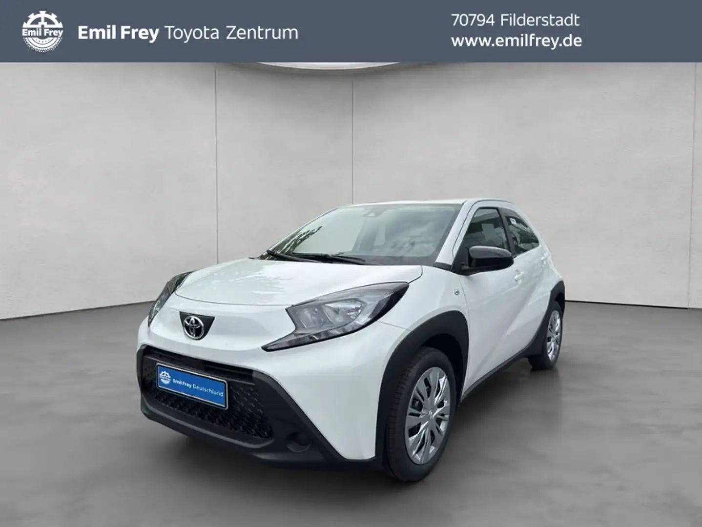Toyota Aygo X X Play 53 kW, 5-türig Blanc - 1