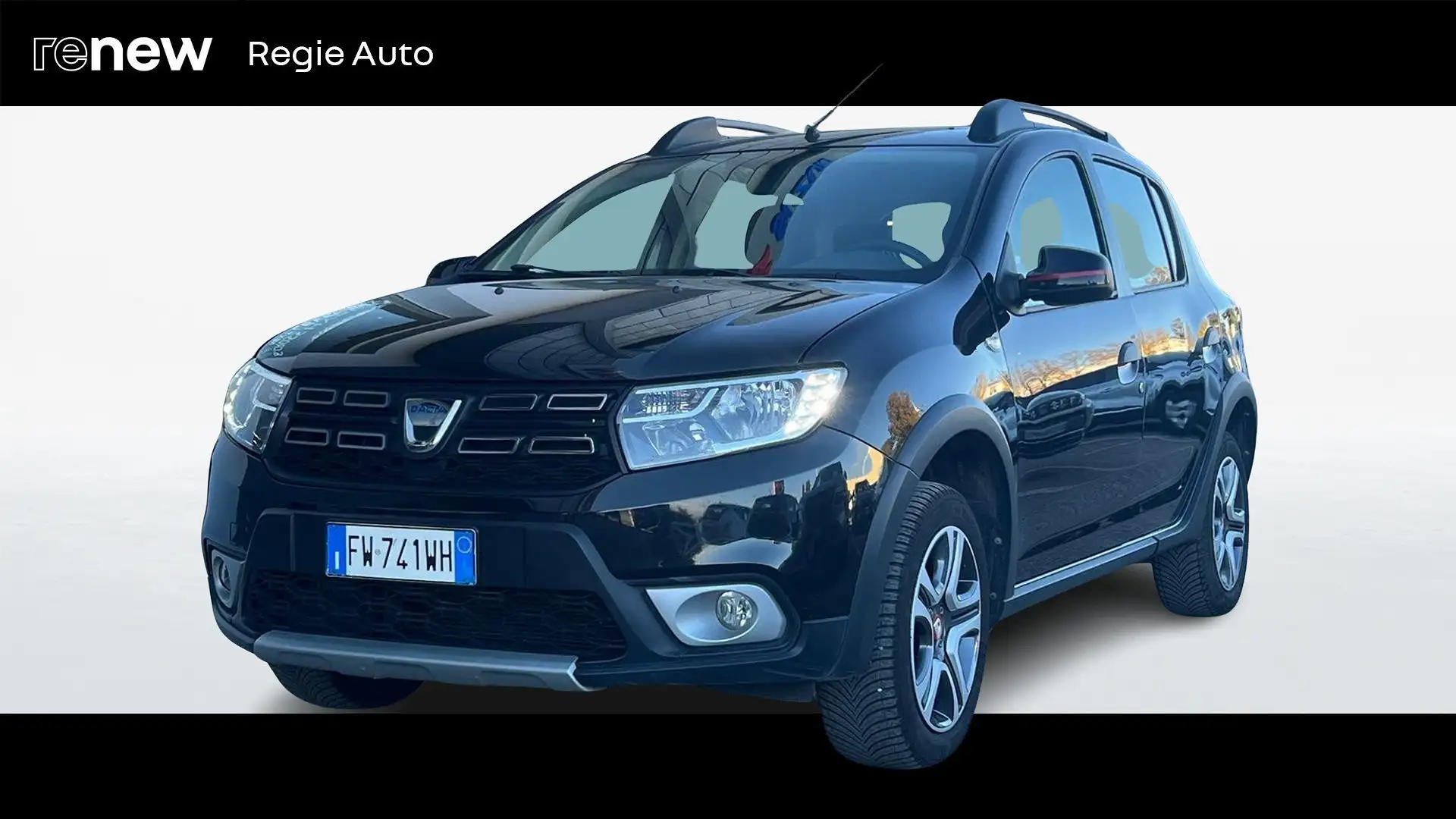 Dacia Sandero STEPWAY 0.9 TCE TURBO TECHROAD GPL 90CV Zwart - 1