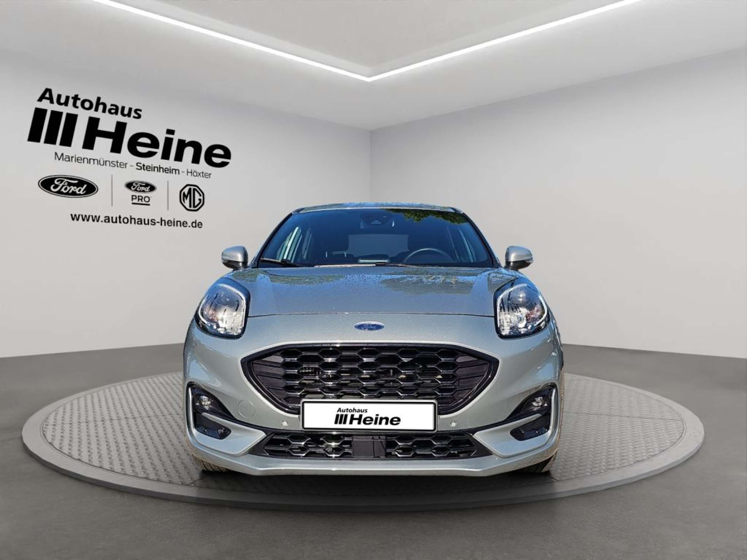 Fahrzeugabbildung Ford Puma 1.0 EcoBoost Hybrid Aut. ST-LINE - mit KI generiert/bearbeitet