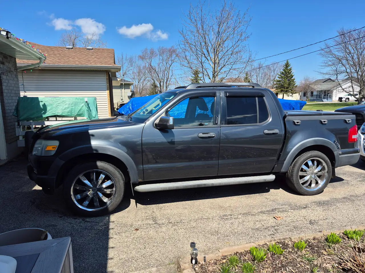 Ford Explorer Sport Trac снимка Ford Explorer Sport Trac