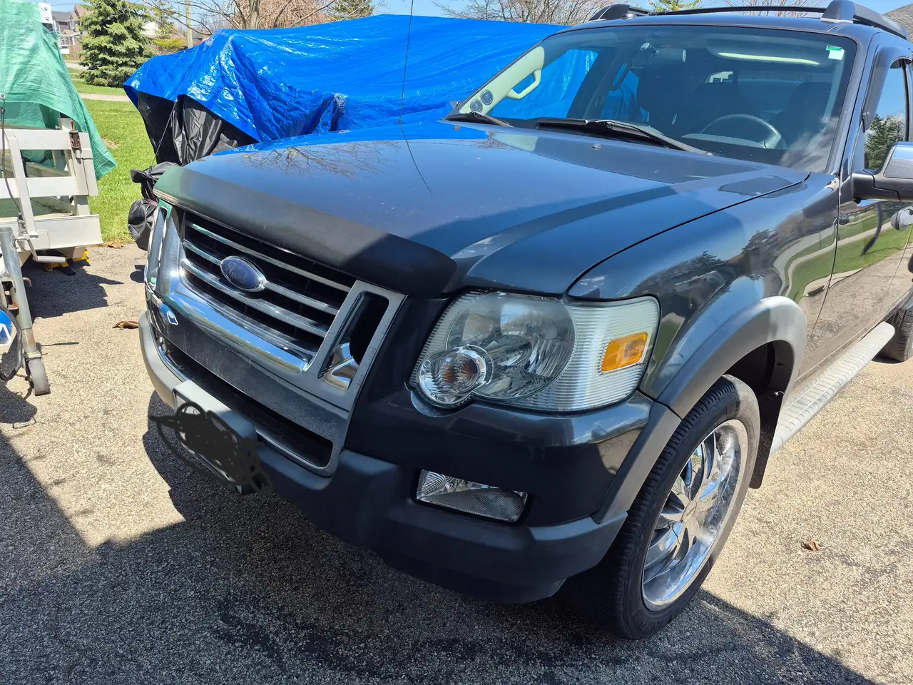 Ford Explorer Sport Trac снимка Ford Explorer Sport Trac