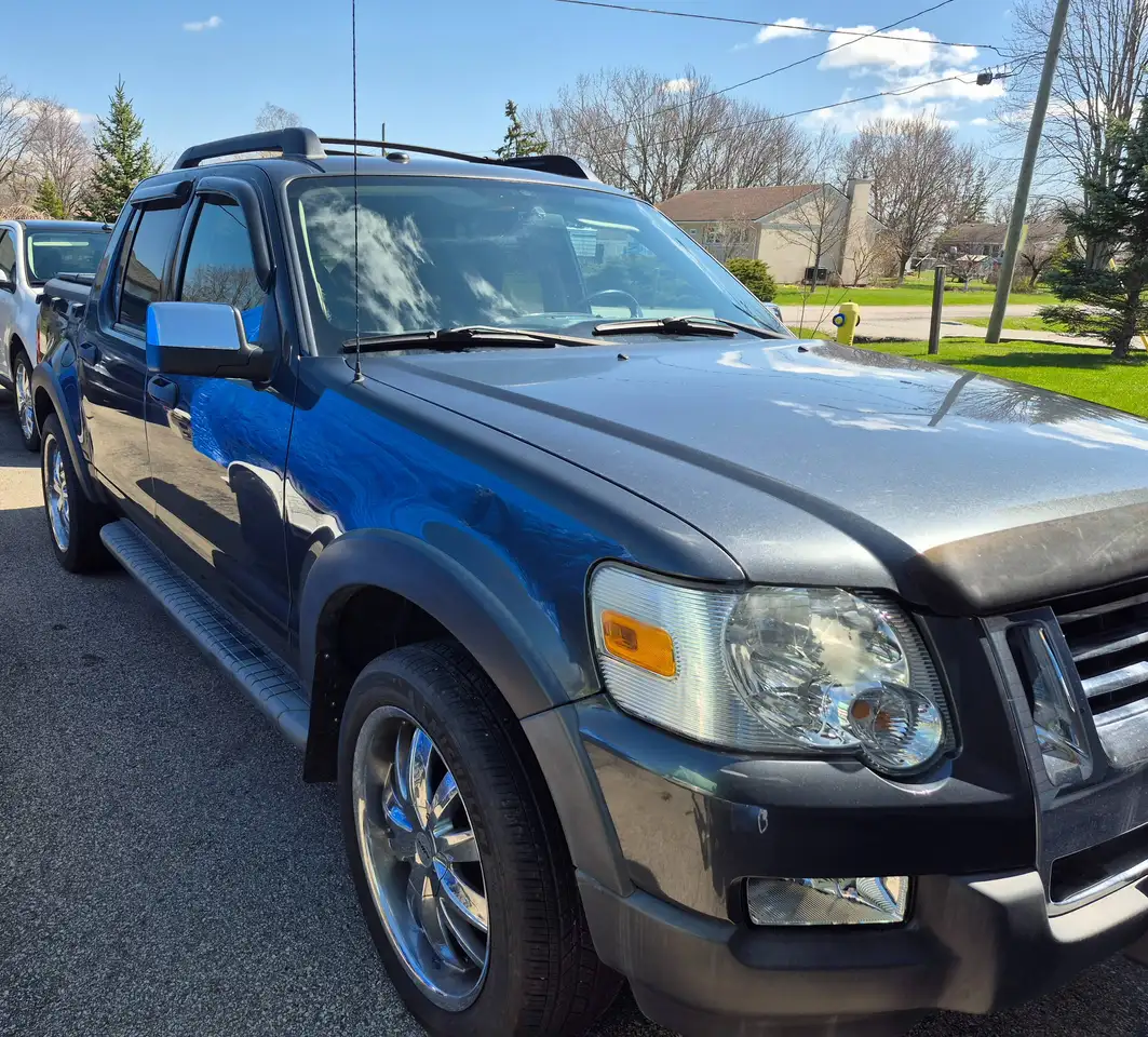 Ford Explorer Sport Trac снимка Ford Explorer Sport Trac