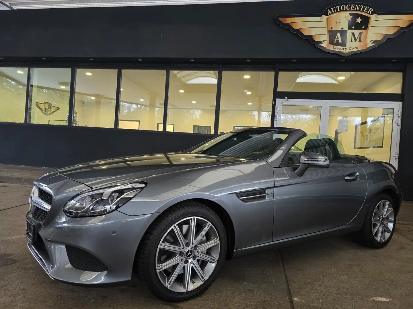 Mercedes-Benz SLC 200 Roadster AIR/LED/Kamera/1.Hand/6900KM Grau - 2