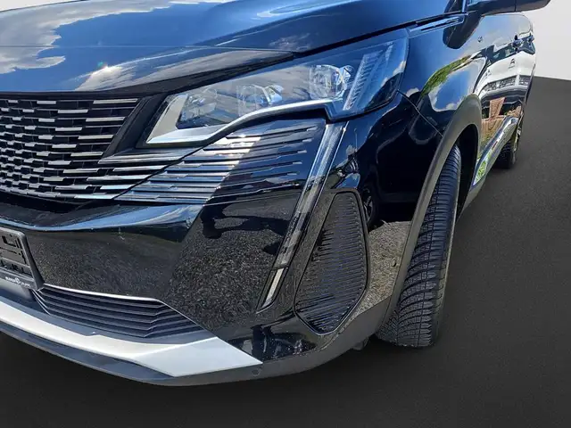 Peugeot 5008 view 11
