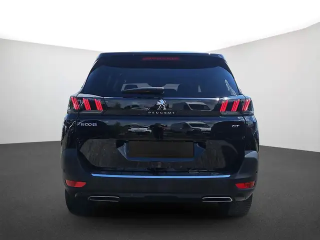 Peugeot 5008 view 4