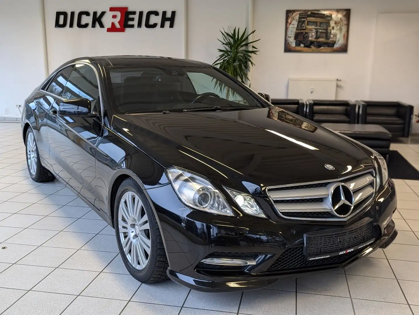 Mercedes-Benz E 350 CGI Ava. Memory Leder Navi Pano Sport-Fahr Nero - 1