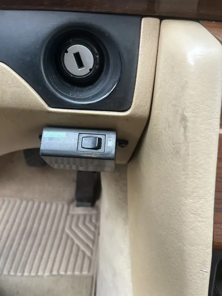 Mercedes-Benz E 200 (124), foto 9