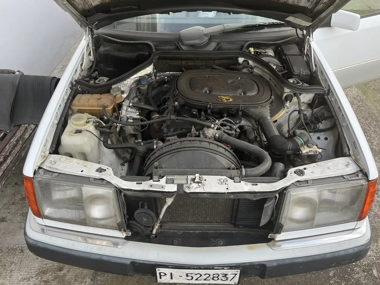 Mercedes-Benz E 200 (124), foto 6