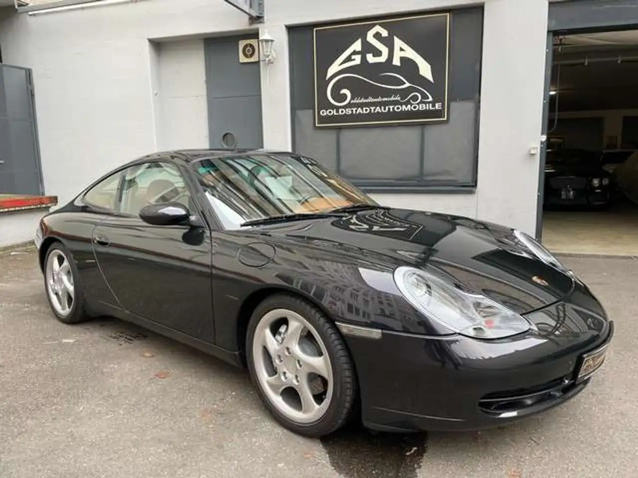 Porsche 996 911 Carrera 4 Millennium, foto 1