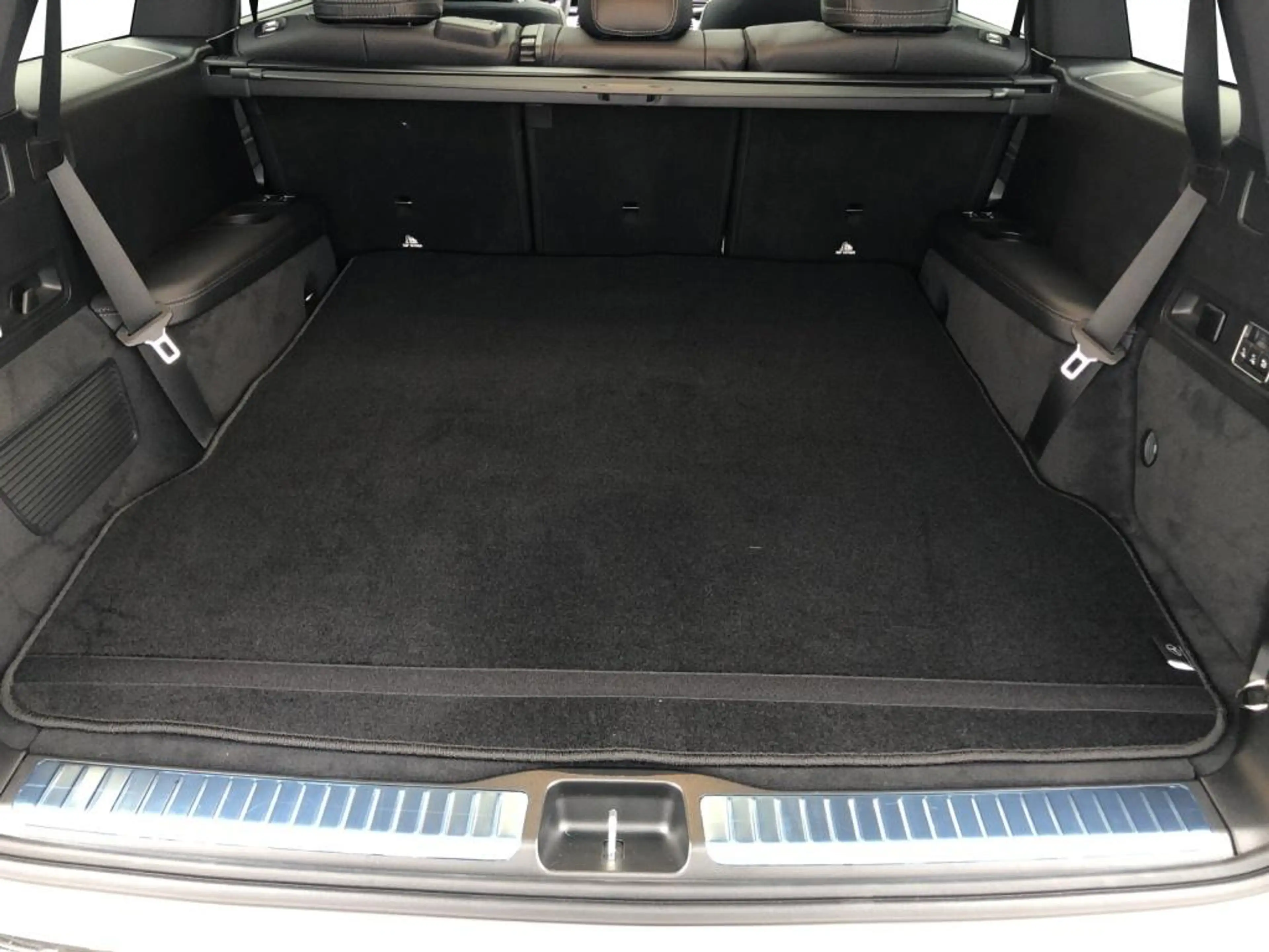 Mercedes-Benz GLS 450 d 4MATIC AMG+MBUX+Burm+MBeam+Night+AHK — photo 13