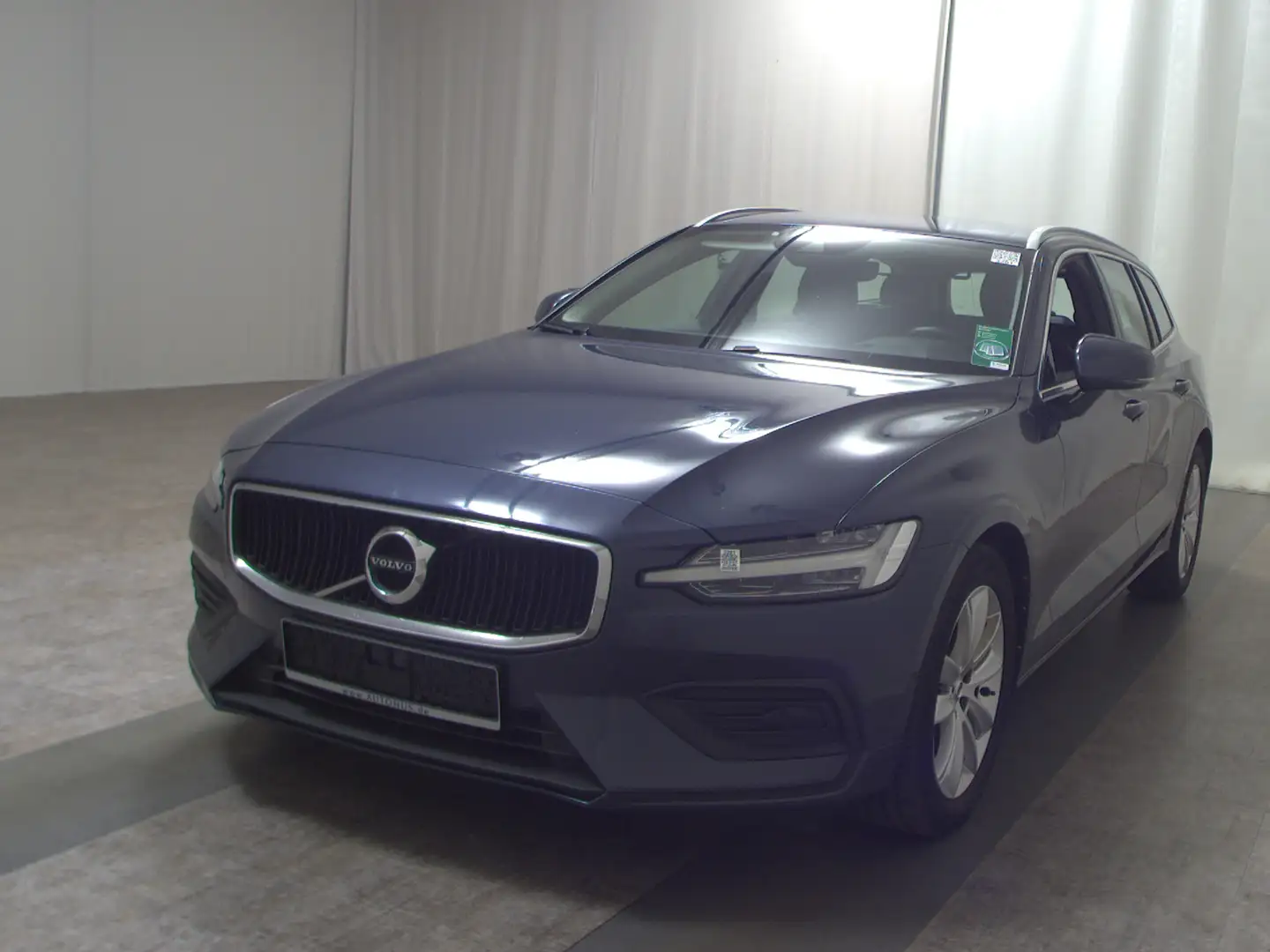 Volvo V60 D3 Momentum Navi LED RFK Shz Blau - 2