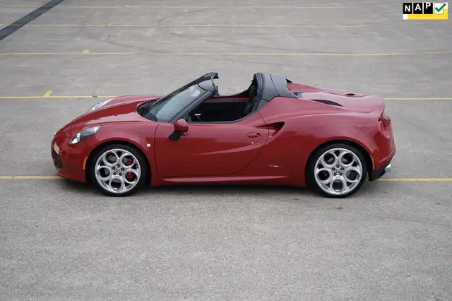 Alfa Romeo 4C Spider 1750TBI TCT