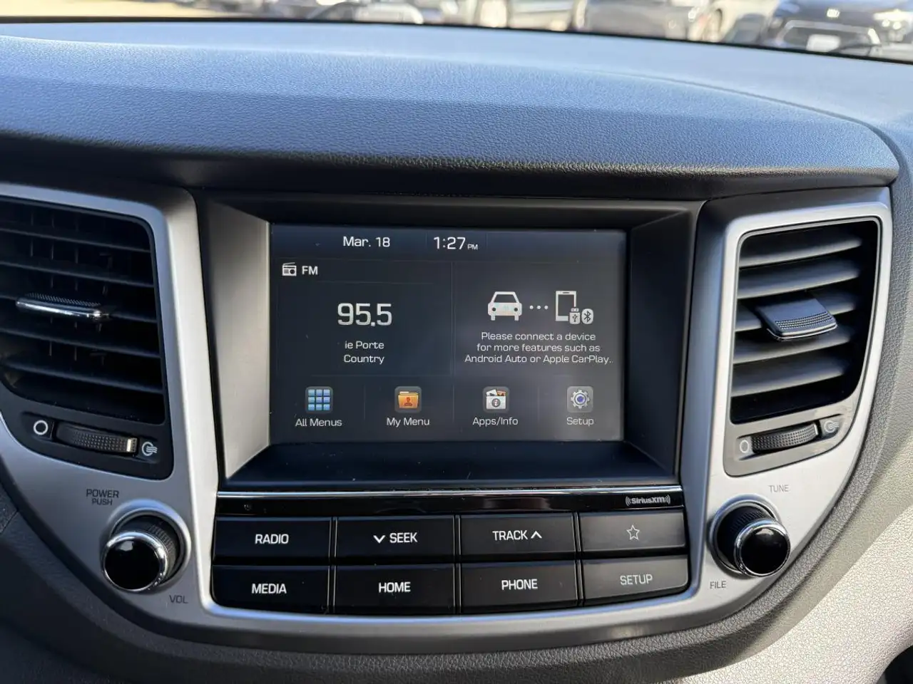 Hyundai TUCSON снимка Hyundai TUCSON