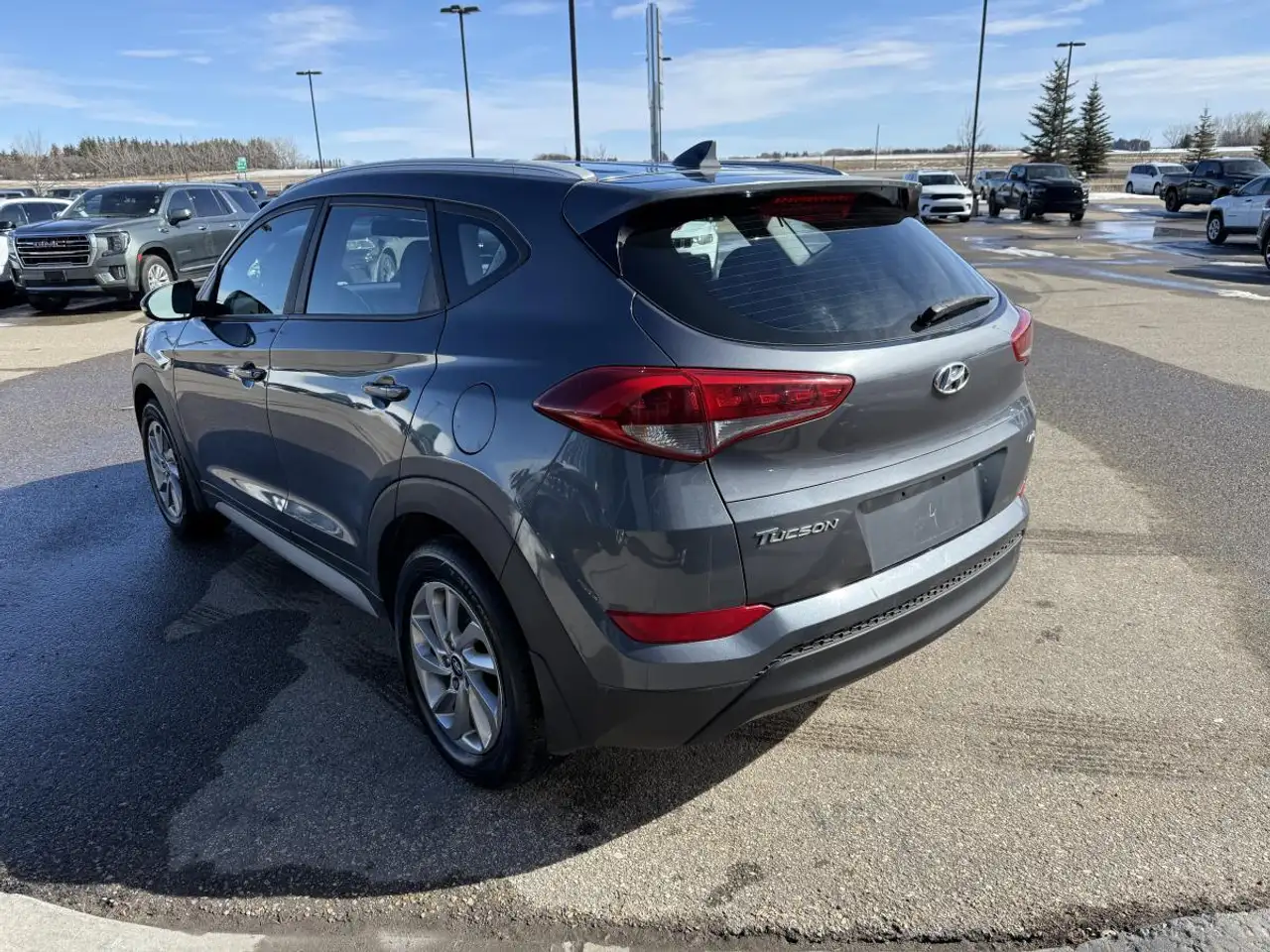 Hyundai TUCSON снимка Hyundai TUCSON