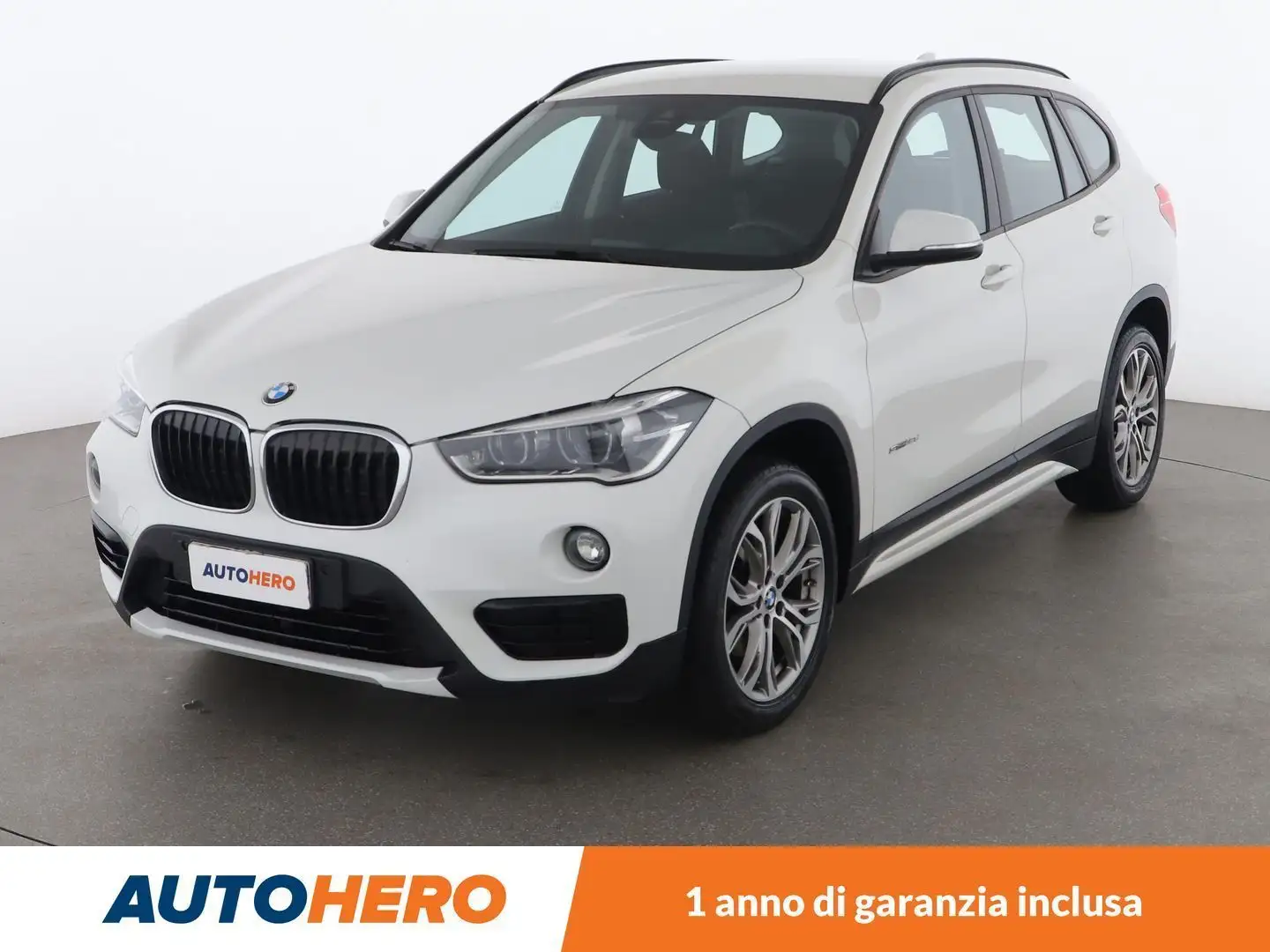 BMW X1 sDrive 18d Sport Bianco - 1