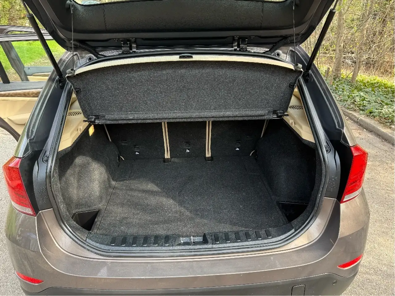 BMW X1 снимка BMW X1