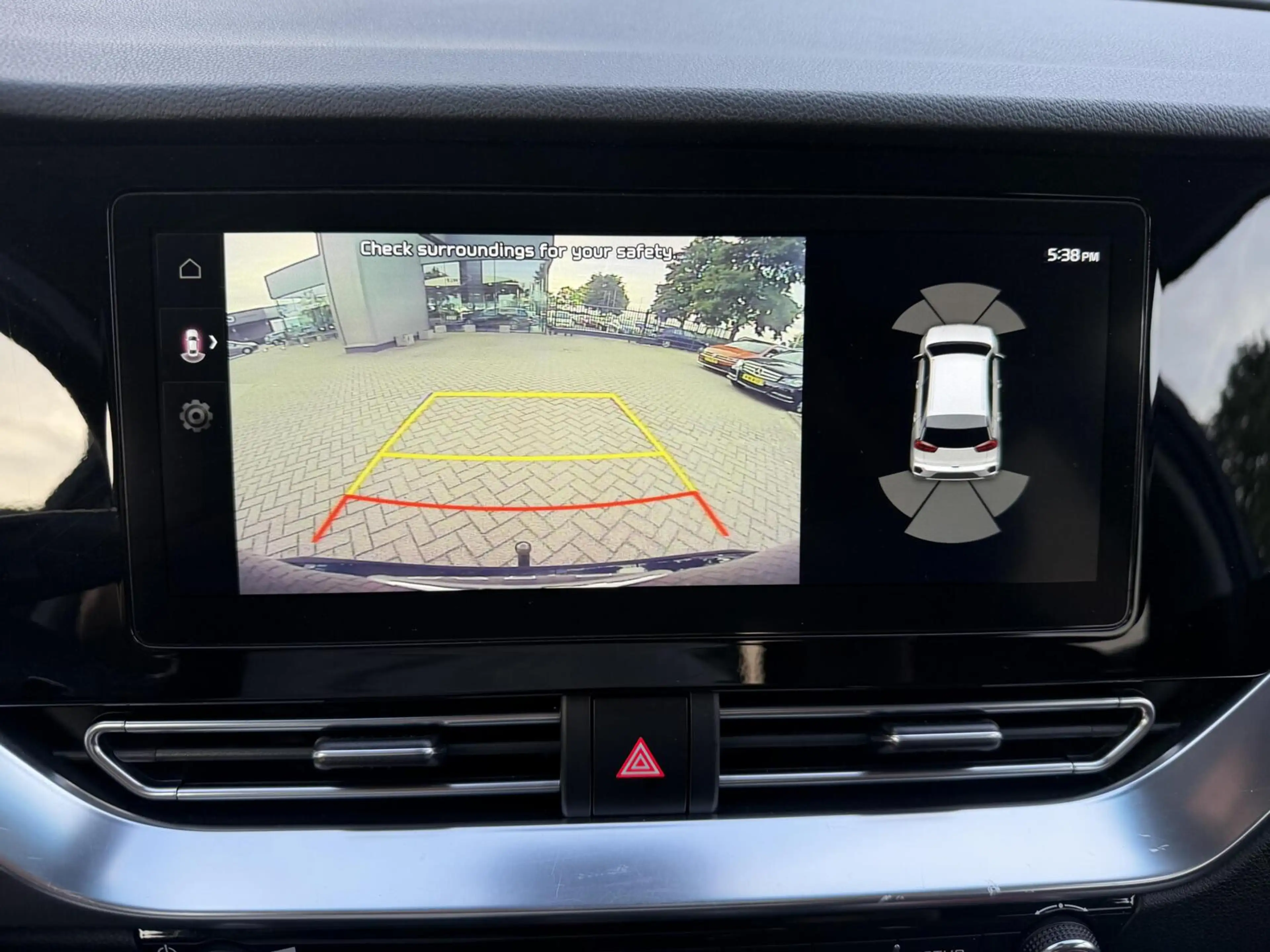 Kia Niro 1.6 GDi Hybrid DynamicPlusLine Leder LED PDC 2021 — photo 25
