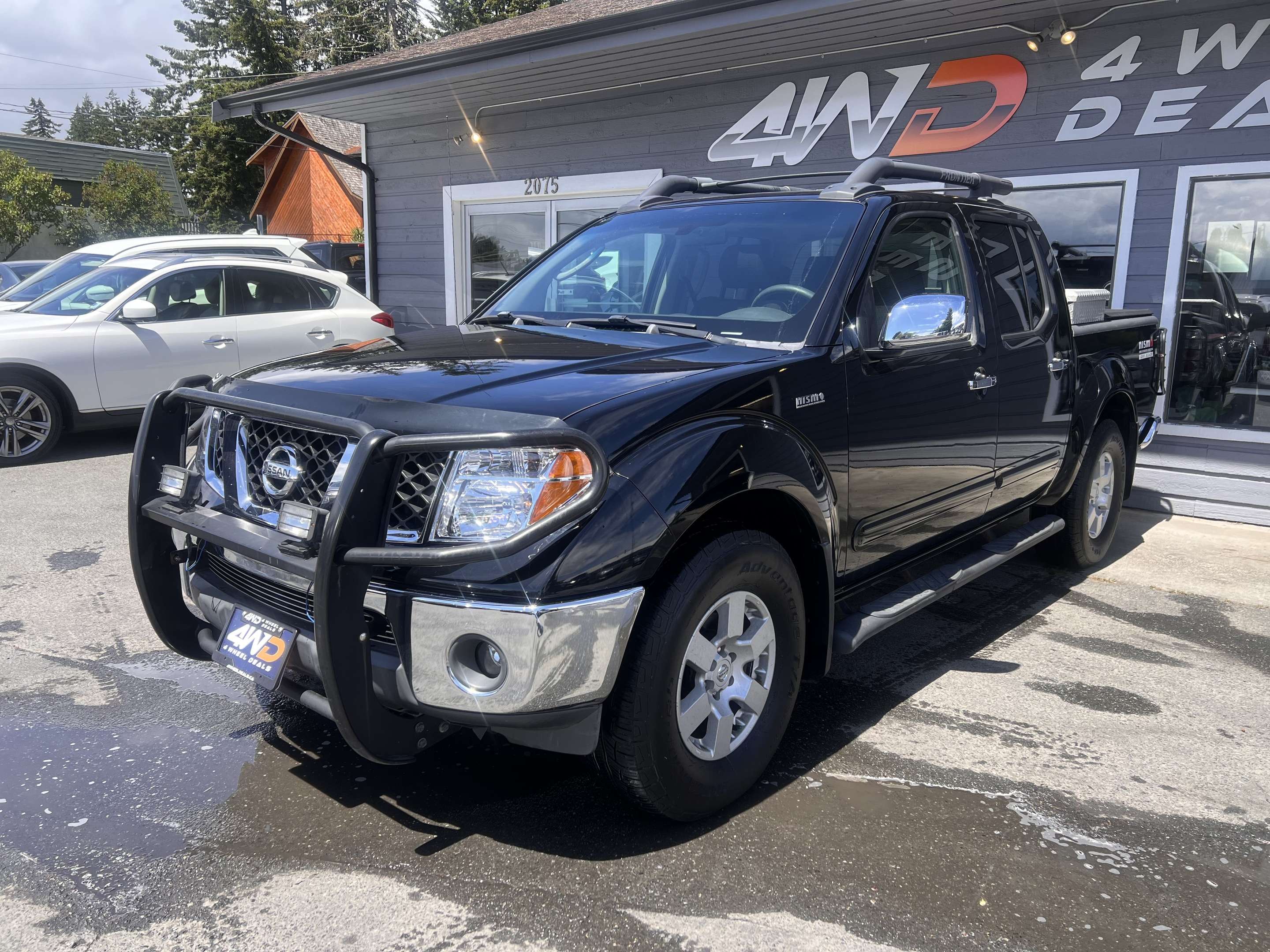 2006 Nissan Frontier Pickup Truck Four-Wheel Drive 5-Speed Automatic