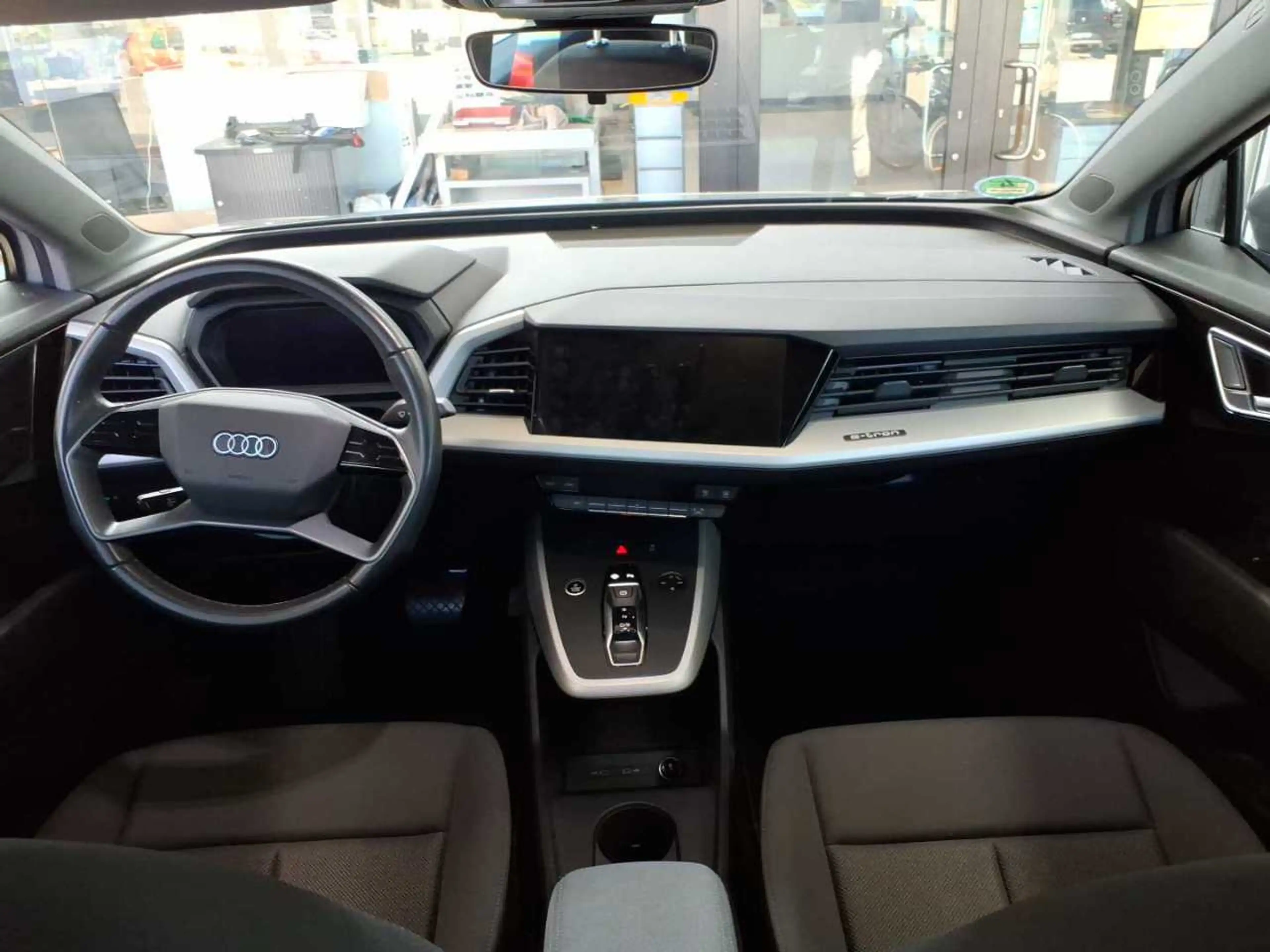 Audi e-tron LED Navi