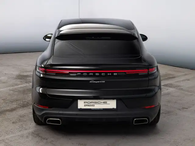 Porsche Cayenne view 11